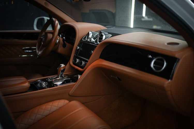 Interior of Rent a Bentley Bentayga in Berlin