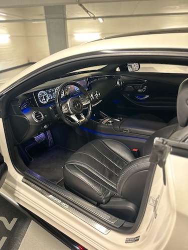 Interior of Rent a Mercedes S500 S63 AMG in Dortmund