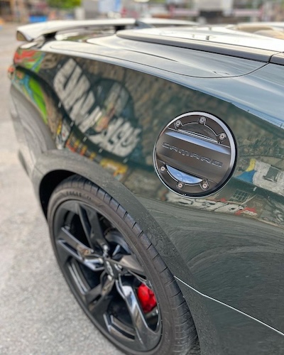 Fuel filler cap of Rent a Camaro SS2 ZL1 in Dortmund