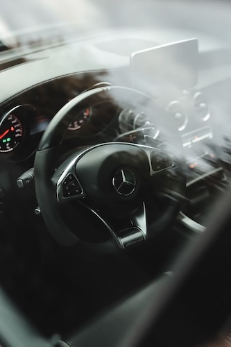 Steeling wheel of Rent a Mercedes GLC63 S AMG in Dortmund