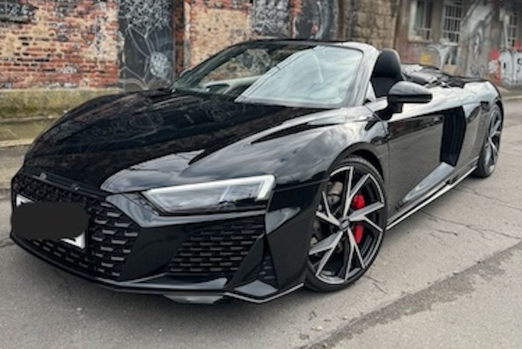 Front view of Rent a Audi R8 V10 Spyder in Dortmund