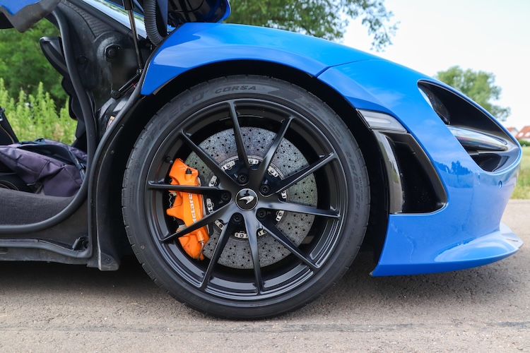 front rim from McLaren 720s in Erfurt