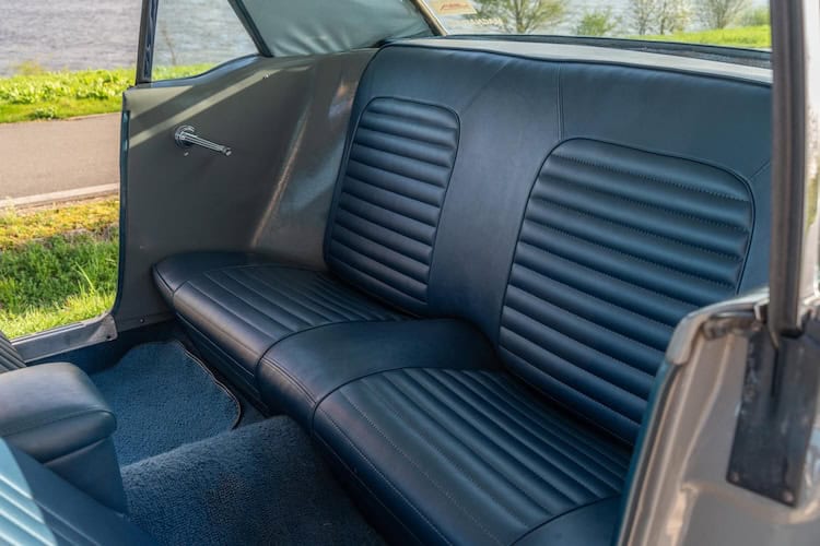 Backseat of Rent a For Mustang Oldtimer in Hamburg