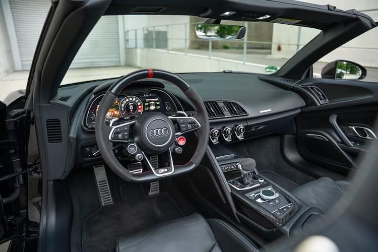 Interior from Audi R8 Performance Spyder in Stuttgart