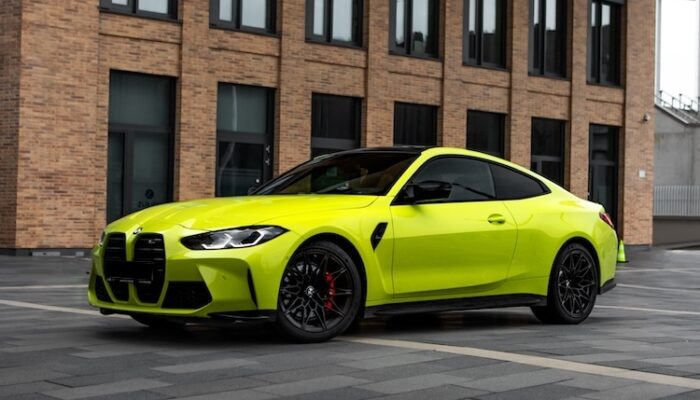 BMW M4 Competition Performance