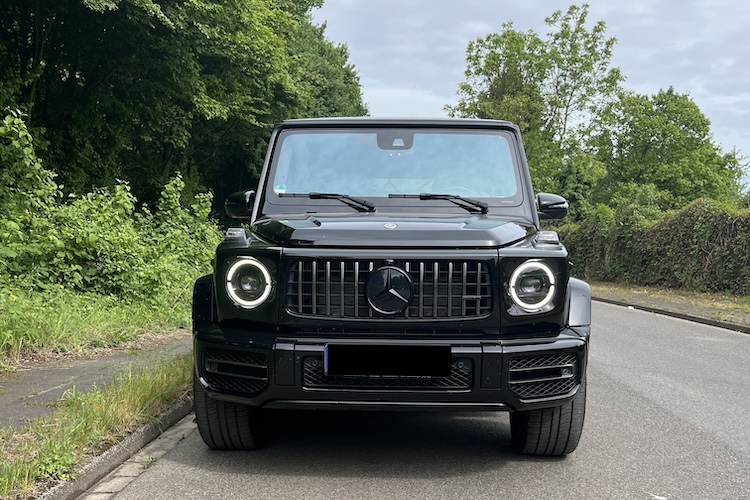 Front view from Mercedes G Class in Duisburg