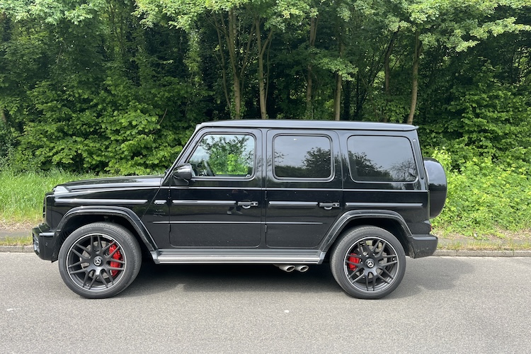 Side view from Mercedes G Class in Duisburg