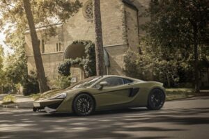Mclaren GT