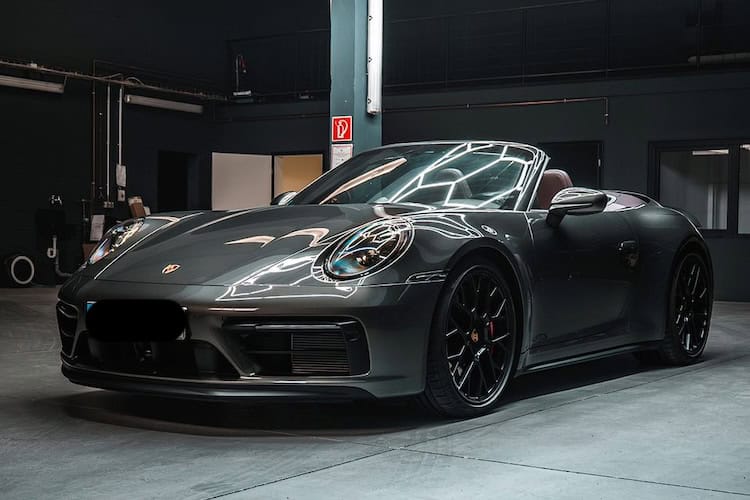 Rent a Porsche 992 Carrera gts Cabrio in Köln
