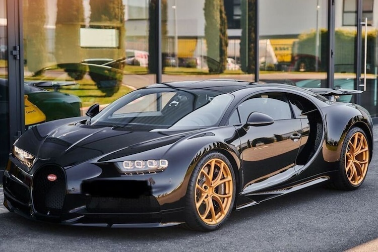 Rent a Bugatti Chiron