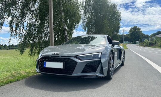 Rent an Audi R8 Performance in Dortmund
