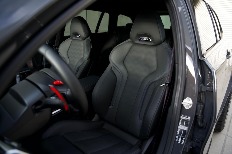 Interieur vom BMW M3 Competition Touring in Stuttgart