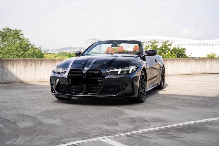 Front view from BMW M4 Competition LCI in Stuttgart