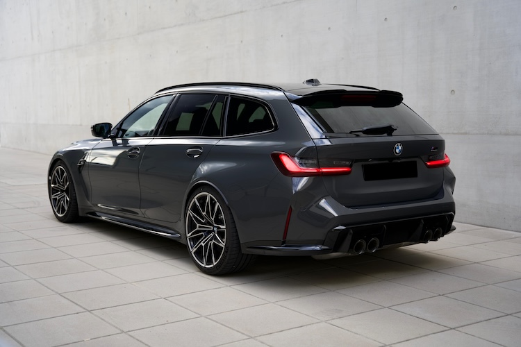 Heckansicht vom BMW M3 Competition Touring in Stuttgart