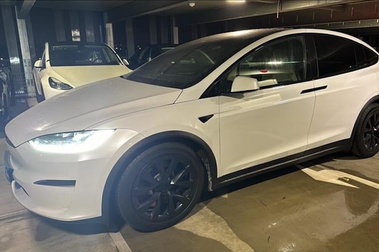 Sideview from Tesla Model X Plaid in Dortmund