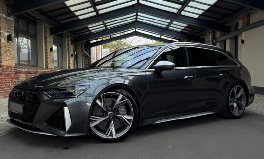 Rent a Audi RS6