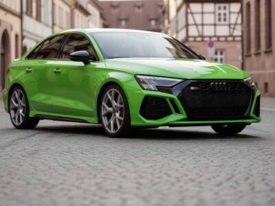 Rent an Audi RS3 in Nuremberg Hero