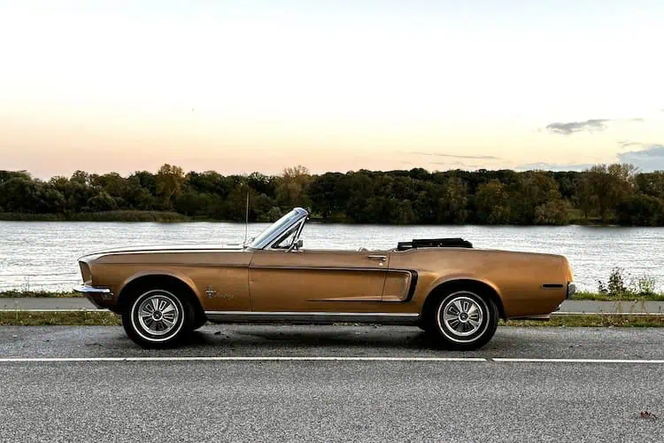 Side View of a Ford Mustang Convertible in Hamburg