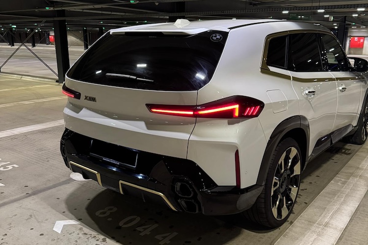 Back View of a BMW-XM in Frankfurt