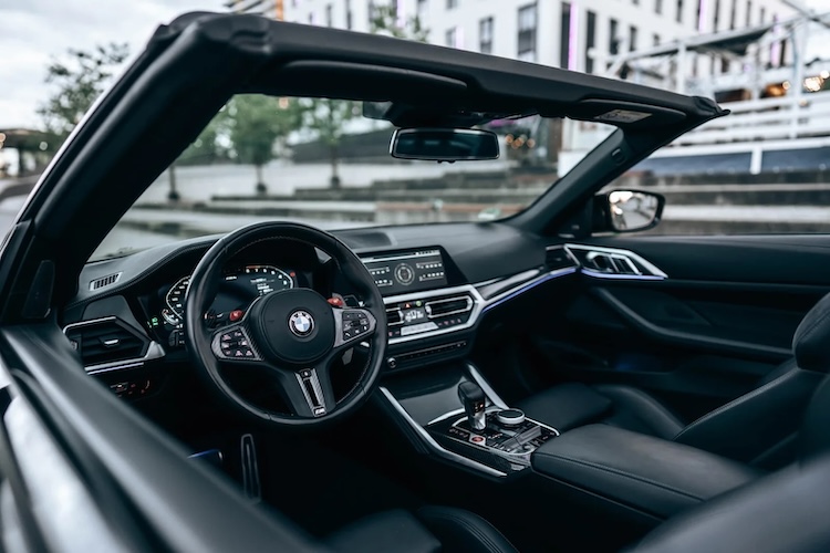 Interior View of BMW M4 Cabrio in Ludwigshafen