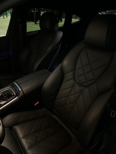 Interior View of BMW X6 M60i in Frankfurt