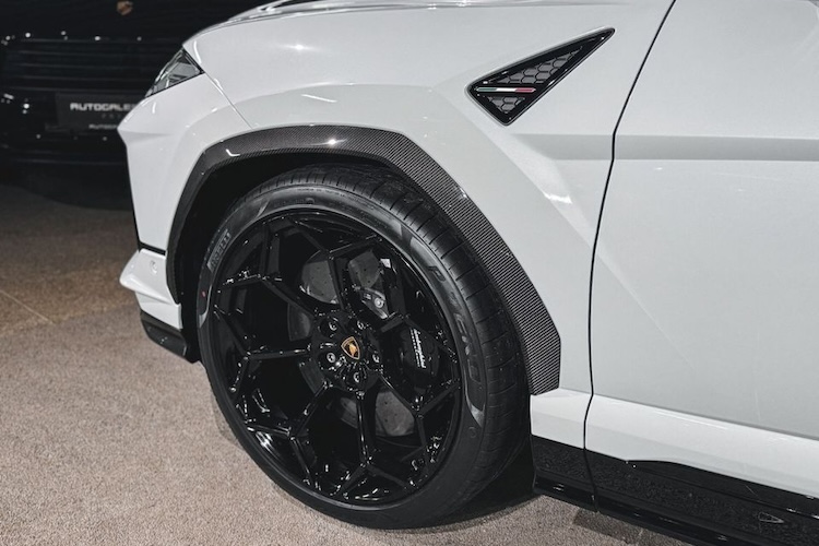 Wheel View of Lamborghini Urus in Hamburg