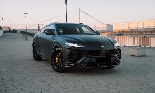 Front View of Lamborghini Urus in Ludwigshafen