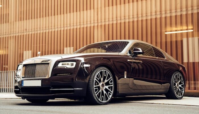 Front View of a Rolls Royce Wraith in Frankfurt
