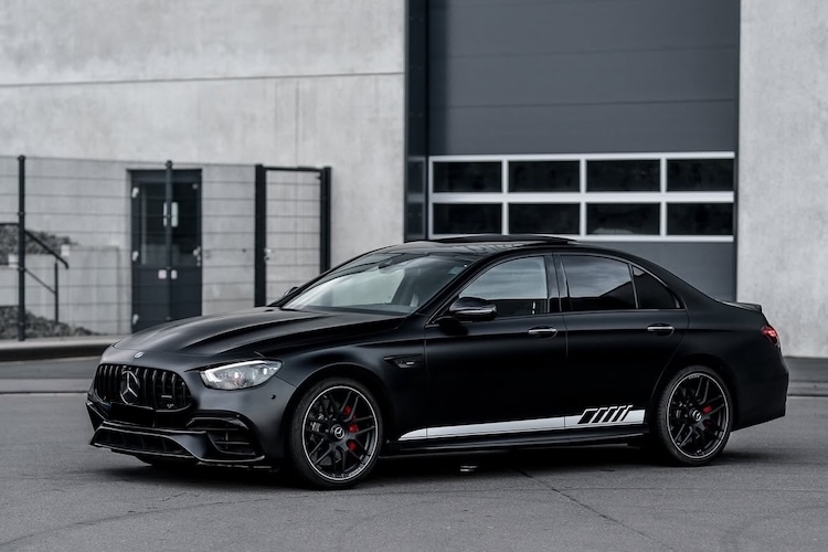 Sideview from Mercedes E63S AMG