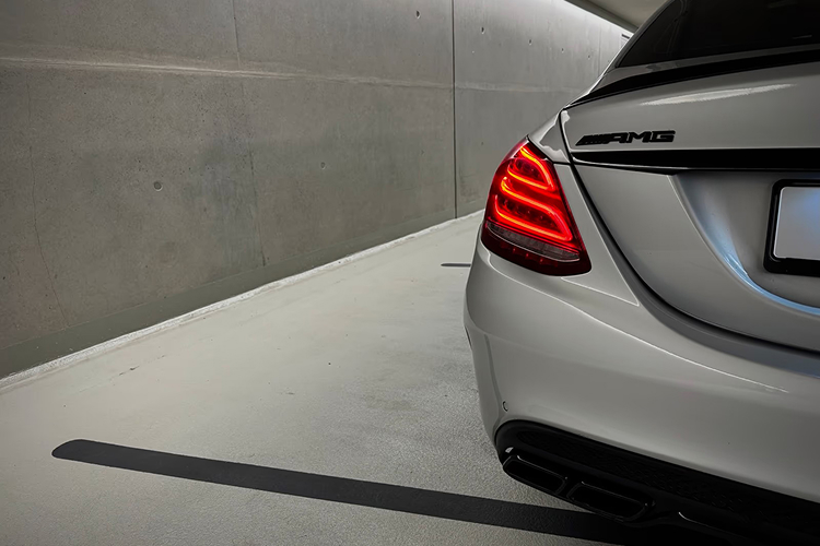 Back Mercedes C63 AMG in Düsseldorf