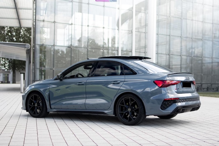 Sideview Audi RS3 in Düsseldorf