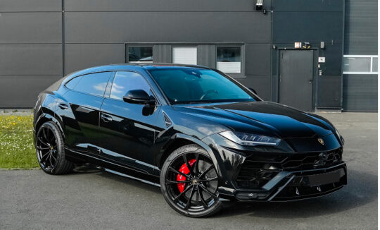 Rent a Lamborghini Urus in Paderborn
