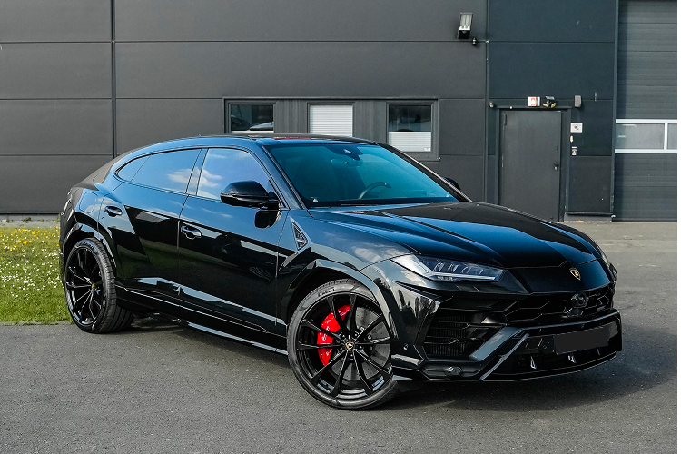 Rent a Lamborghini Urus in Paderborn