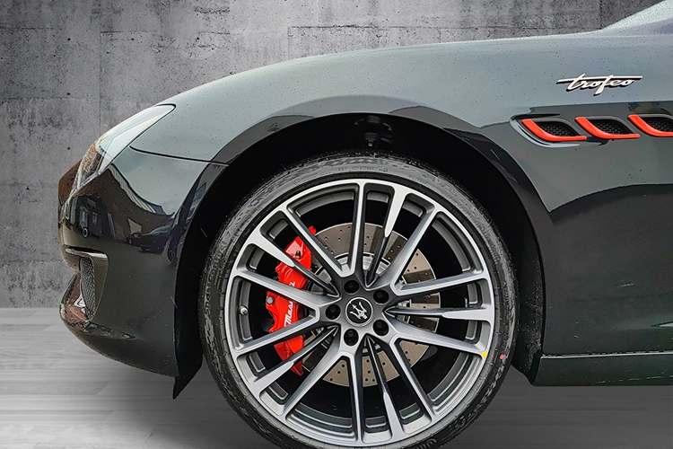 Rims of the Maserati Quattroporte Trofeo in Dresden