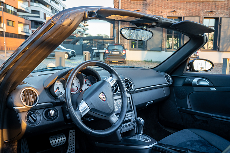steering wheel PORSCHE 987 BOXSTER S in Hamburg