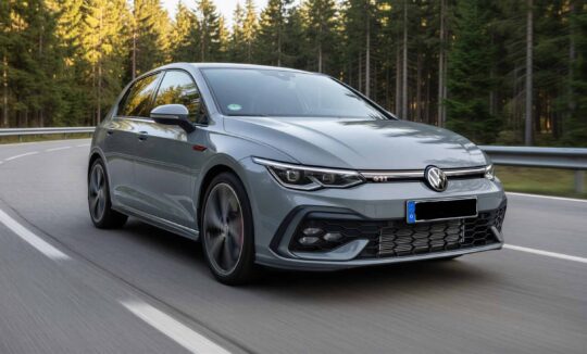 VW Golf 8 GTI Clubsport hero