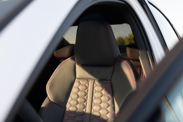 Drivers seat Audi RS3 Sedan in Leipzig