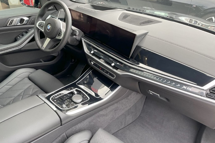 BMW X5 xDrive 40d at Munich