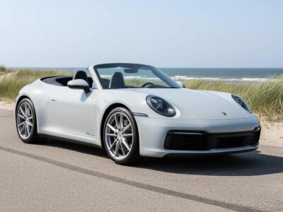 Porsche 911 Carrera hero