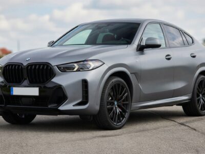 Rent a BMW X6 xDrive 40d at Munich hero