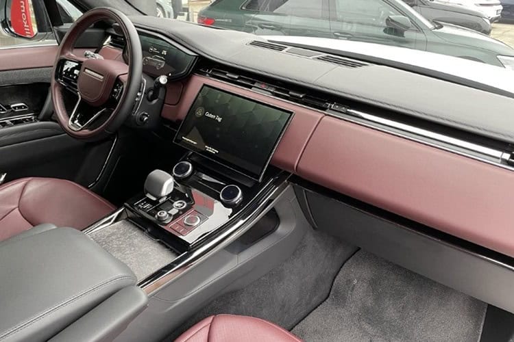 Interior Range Rover Sport Autobiography near Munich
