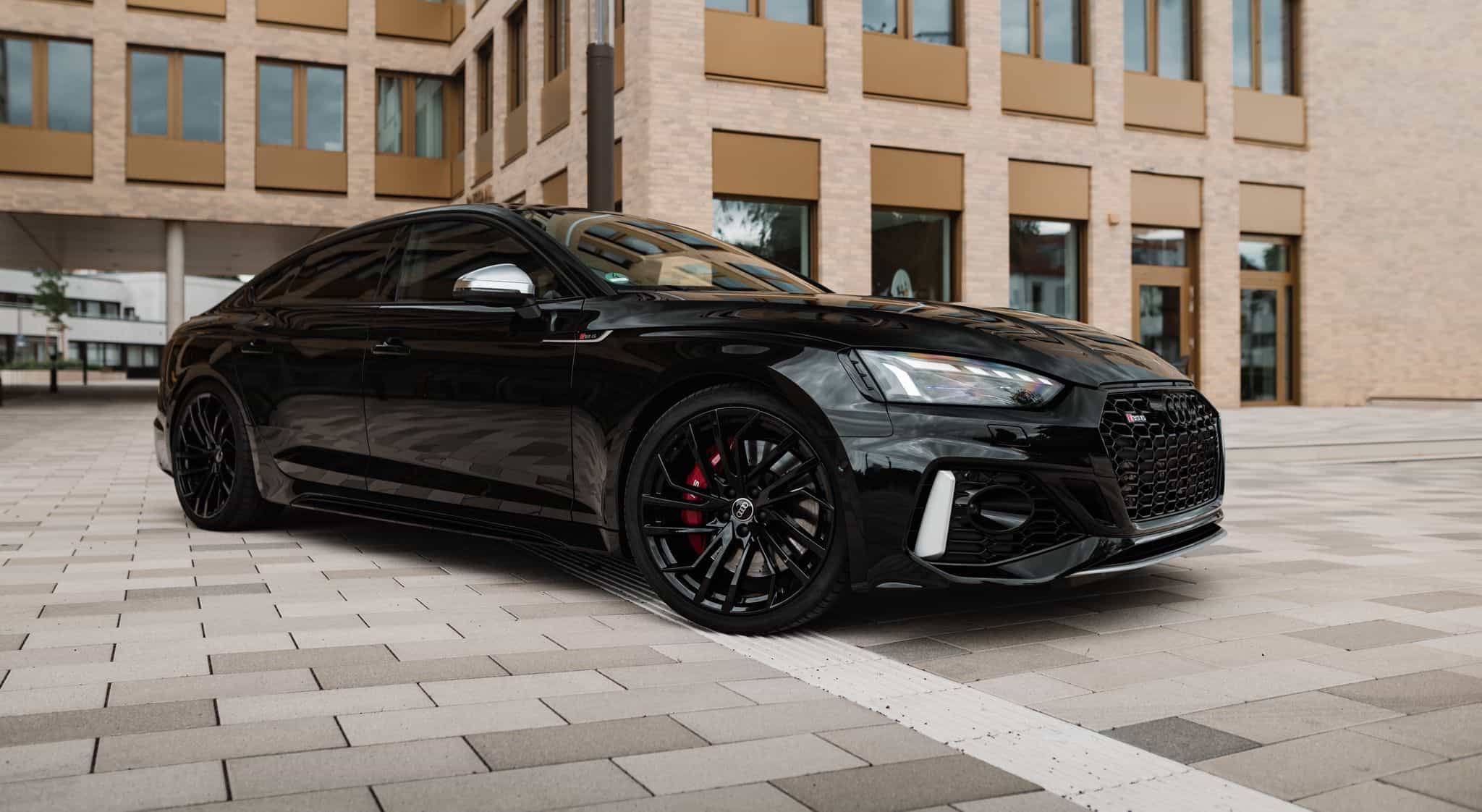 Audi RS5 Sportback side