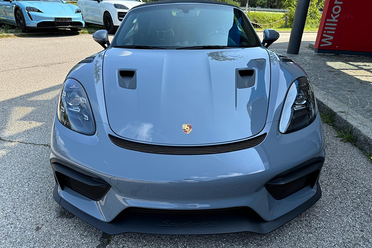 Front view Porsche 718 Spyder RS near Munich