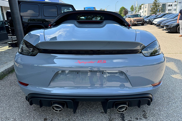 Back Porsche 718 Spyder RS near Munich
