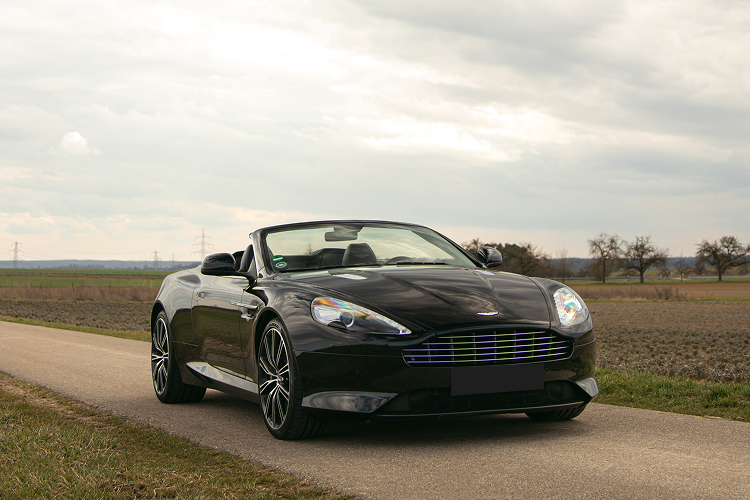 Front Aston Martin DB9 Volante in Stuttgart