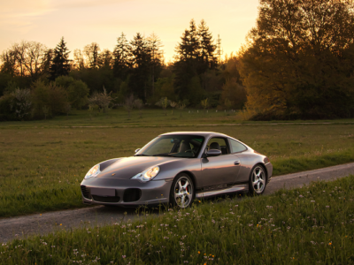 Rent a Porsche 911 Carrera 4S in Stuttgart