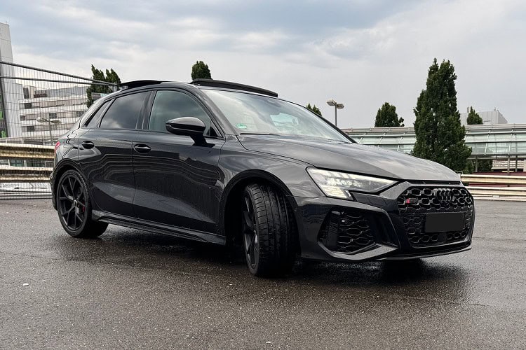 Side view Audi RS3 Performance in Bielefeld