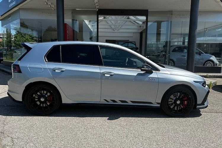 Side view Golf GTI Clubsport near Munich