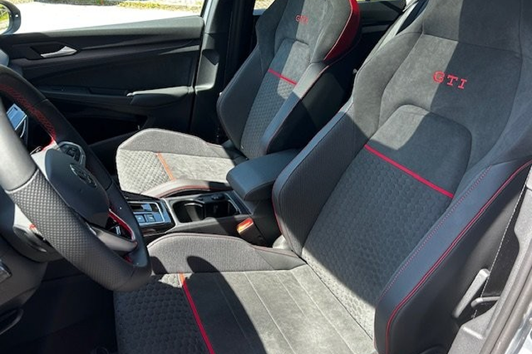 Drivers seat Golf GTI Clubsport near Munich