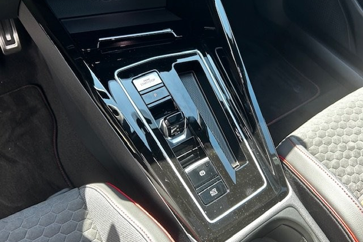 Center console details Golf GTI Clubsport near Munich